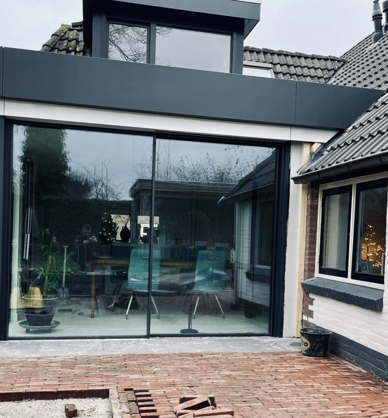 Aanbouw oude woonboerderij: 'Een prachtige aanbouw, helemaal naar onze smaak'